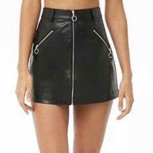 Forever21 - Faux black leather zip-up mini Skirt